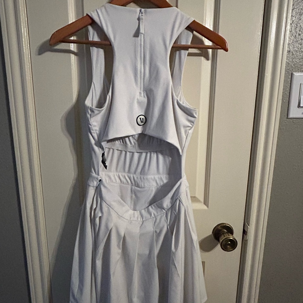 Vuori Women’s Set Dress Size M - Picture 2 of 4